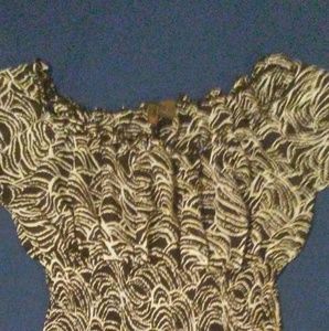 Black and white small blouse